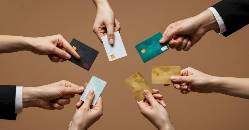 Smart Credit Card Management: How to Use Plastic Without Falling Into Debt
