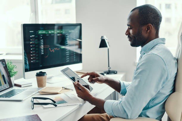Brokerage Blueprint: Engineering a High-Performance Investing Platform for Long-Term Success