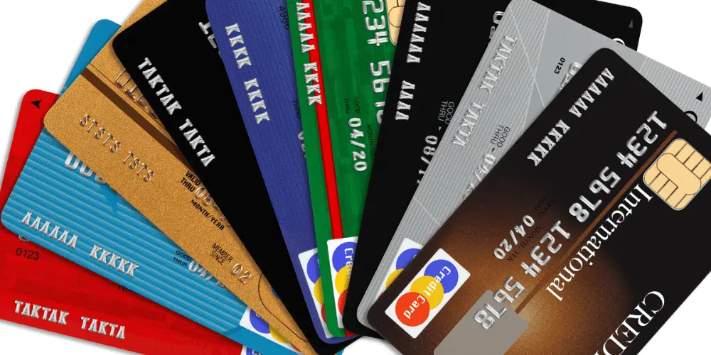 Credit Cards Strategy Guide: How to Use Credit Wisely, Maximize Rewards, and Stay Debt-Free