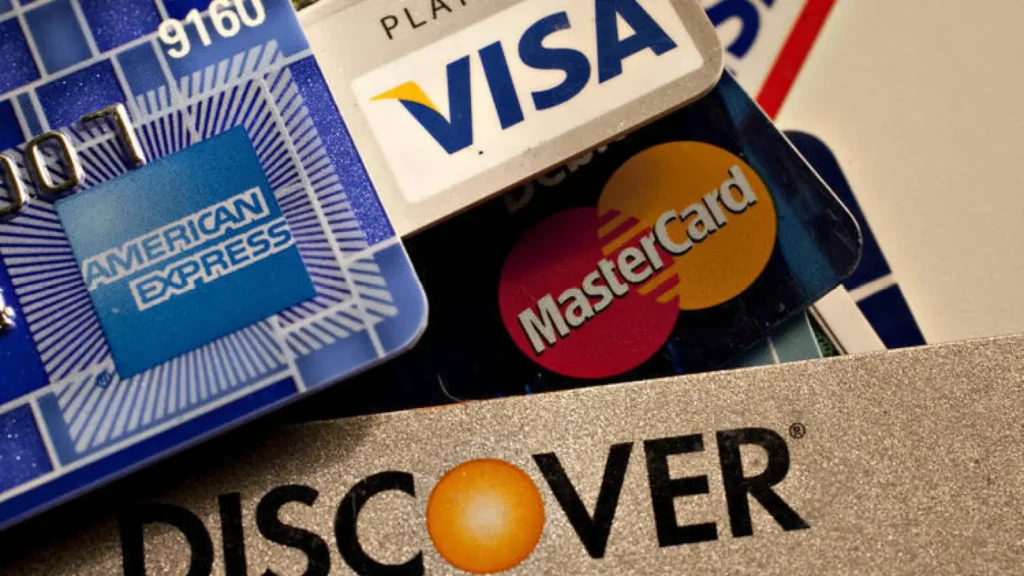 Credit Cards Playbook: A Practical Guide to Control Spending, Optimize Rewards, and Avoid Debt