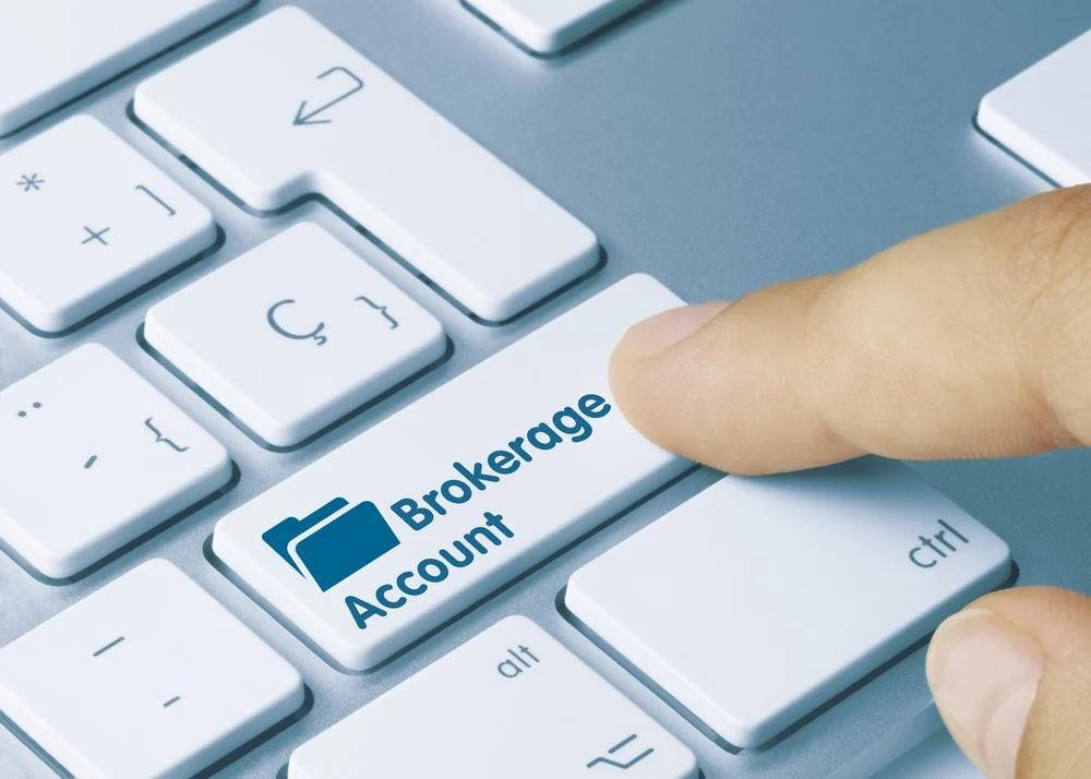 Brokerage Mastery: How to Select, Optimize, and Leverage Your Trading Platform for Maximum Results