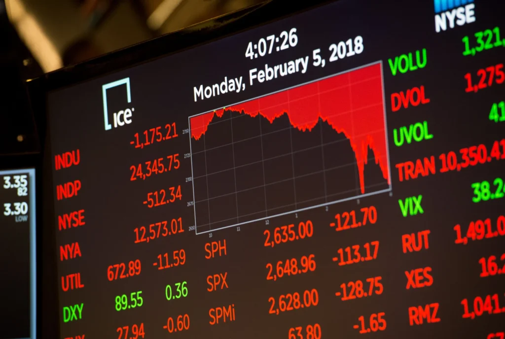 Exchange-Traded Funds (ETFs): A Modern Approach to Diversified Investing