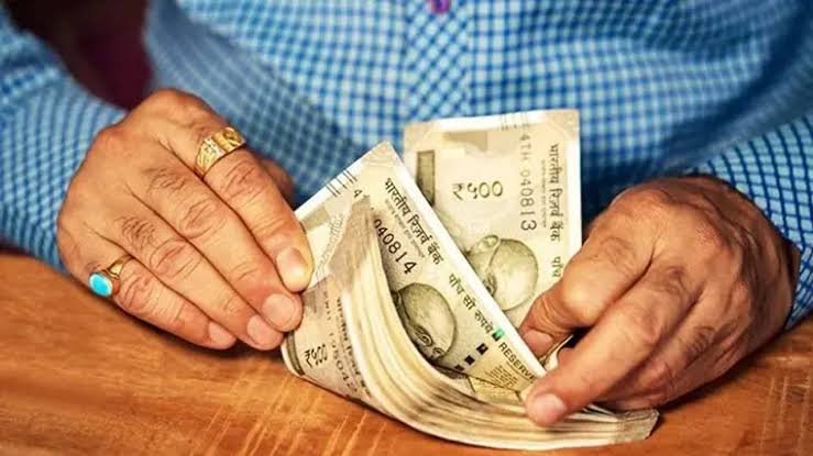 Student Loans: Understanding Education Financing and Managing Debt Responsibly